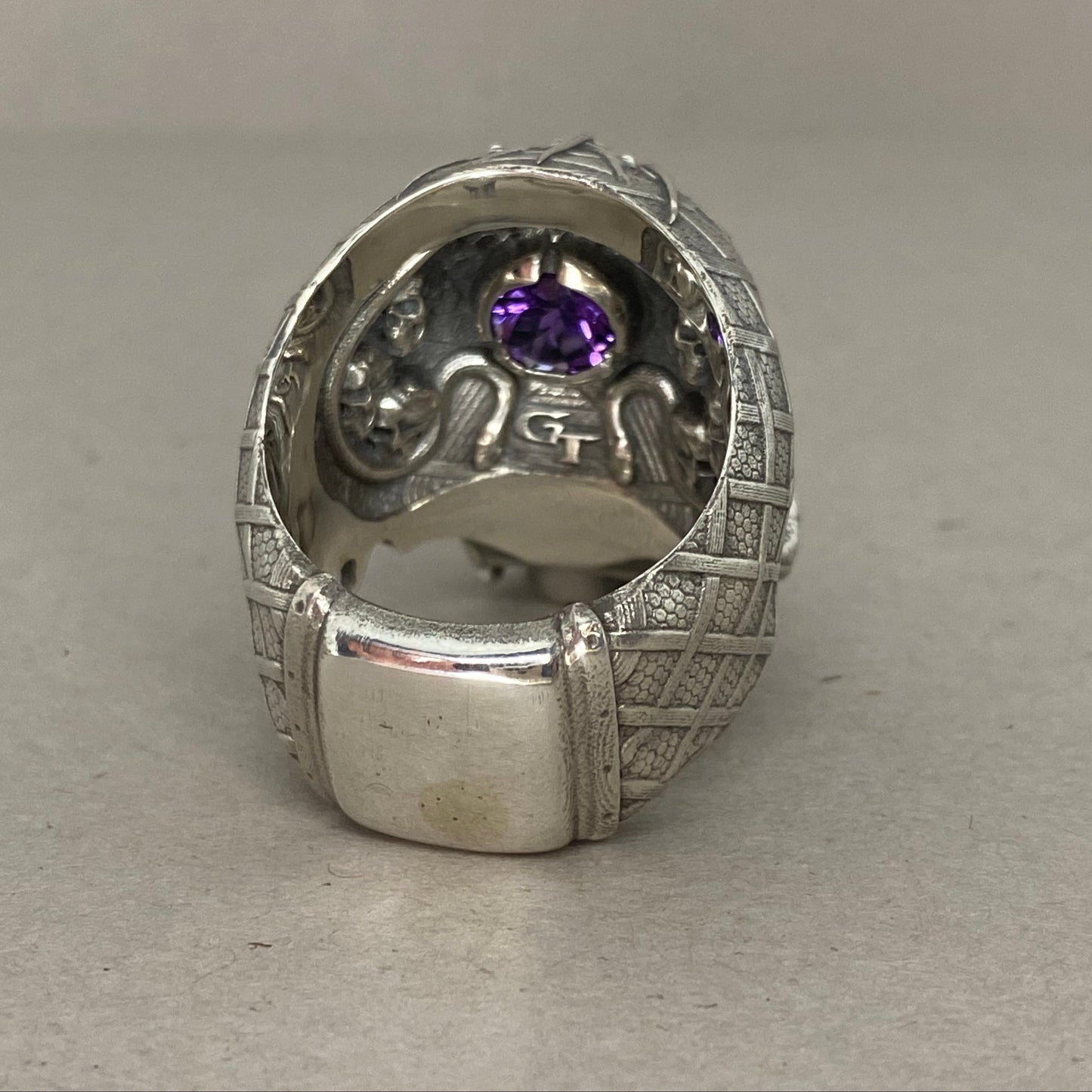 PsychedeliTech.4 Skull Ring