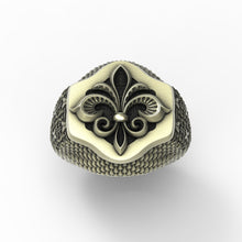 Load image into Gallery viewer, Fleur De Lis Ring Brass