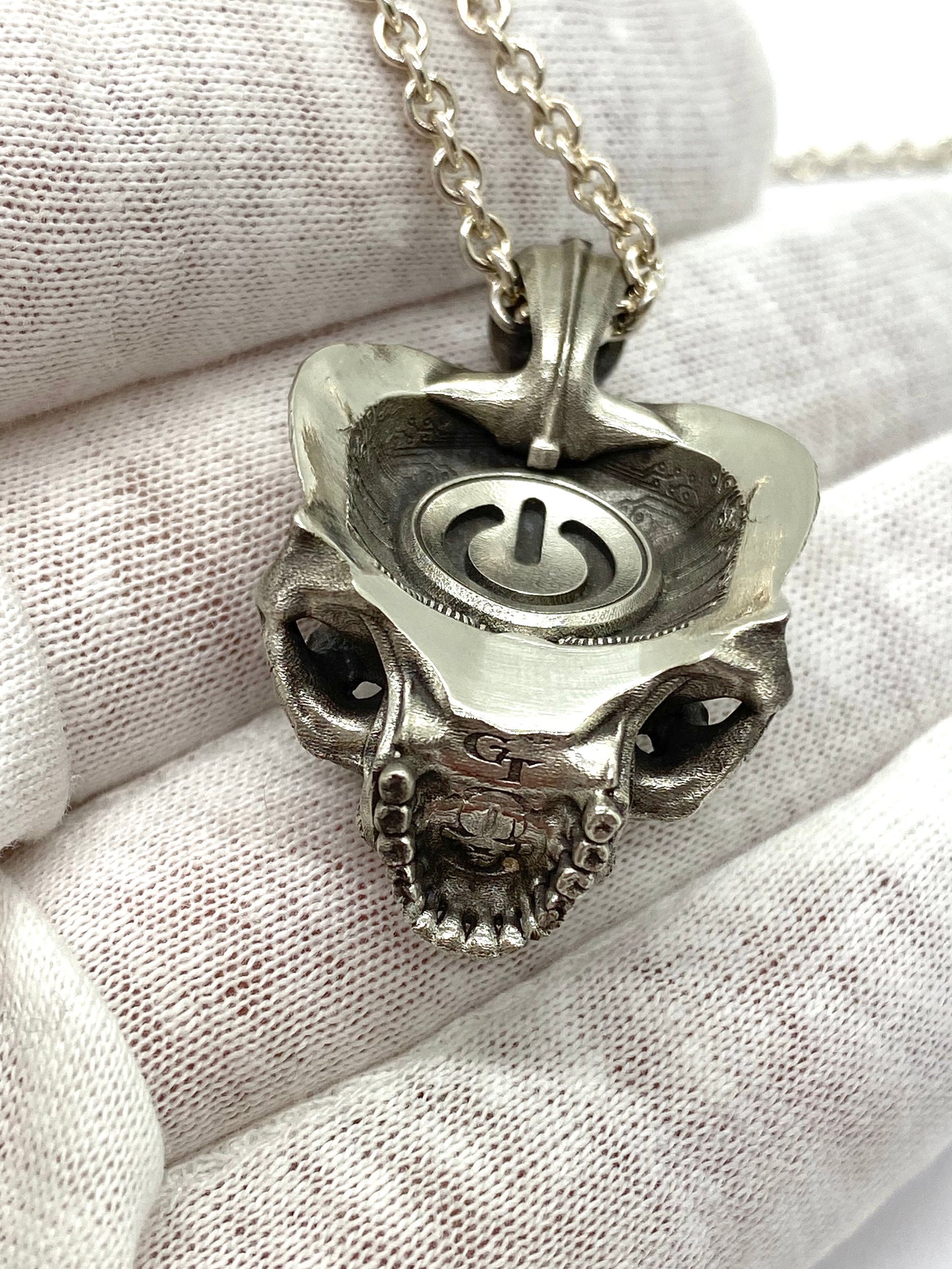 TechSkull.2 Sterling Pendant