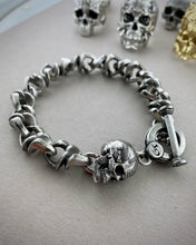 Load image into Gallery viewer, Spiral Link Bracelet w TechSkull.1 bead, sterling silver