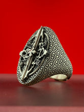 Load image into Gallery viewer, Gothic Rose Sterling Silver