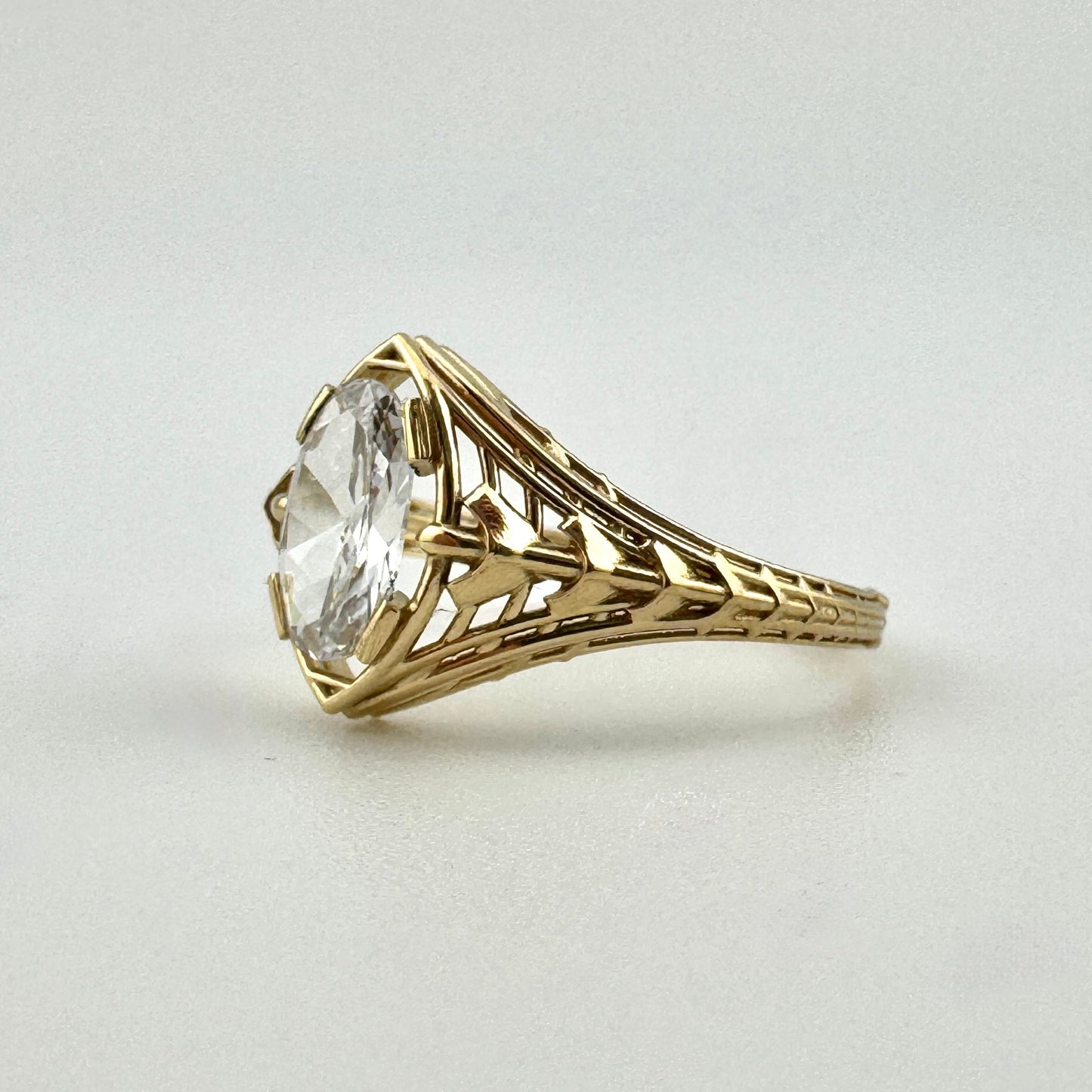 Vertebrae Diamond Ring Sz 7.5