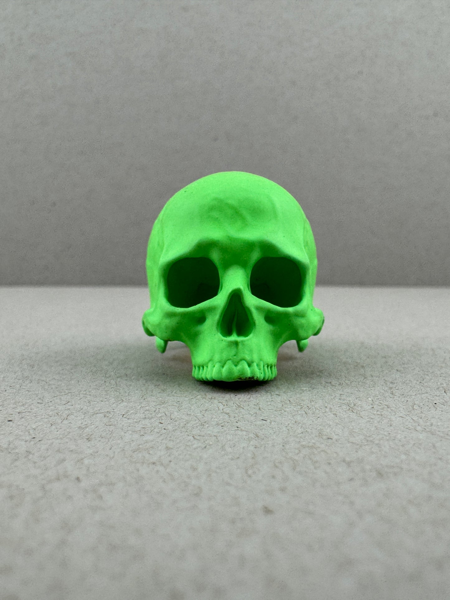 Sz8.5 Parakeet Green Ceramic on Brass SIA HalfJaw Ring