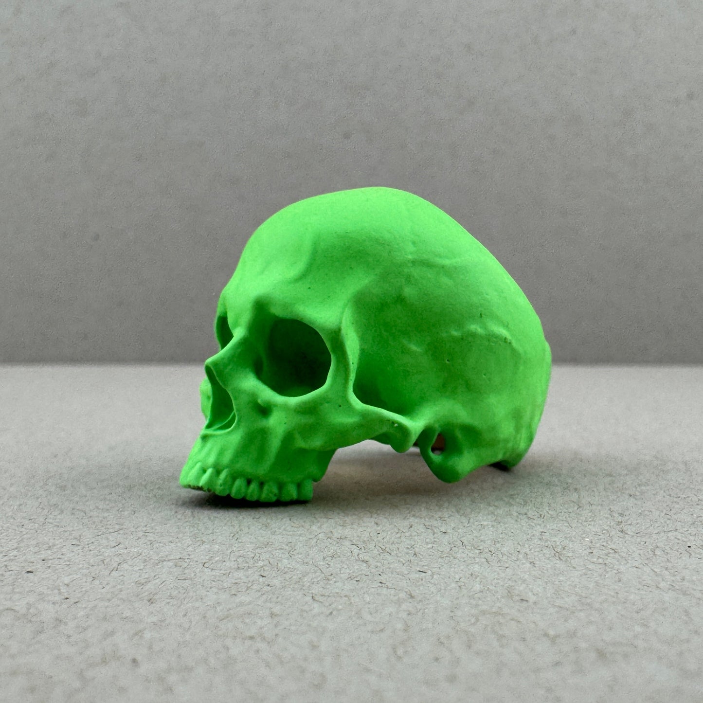 Sz8.5 Parakeet Green Ceramic on Brass SIA HalfJaw Ring