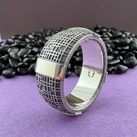 Artifact Band Sz 10.75