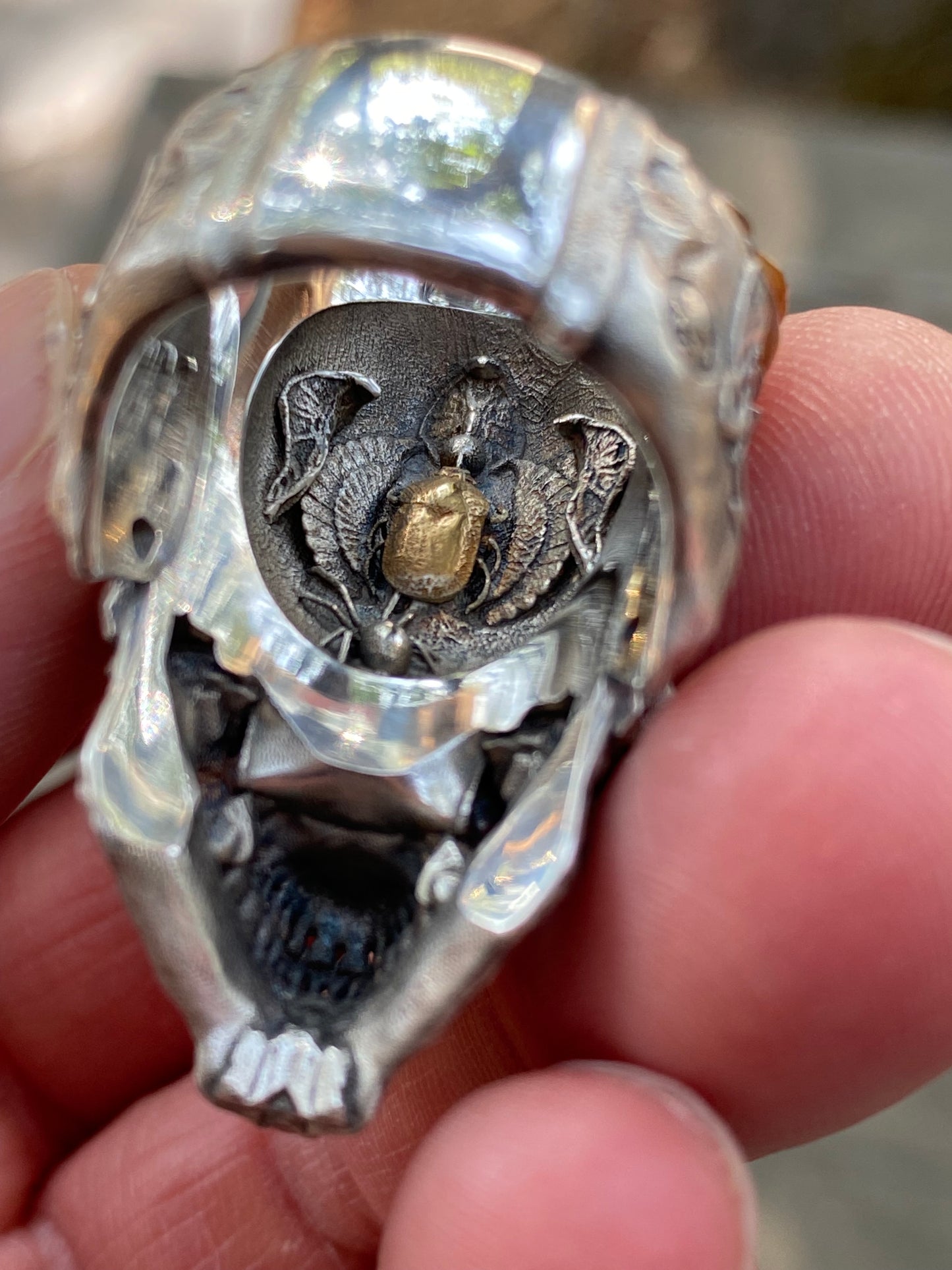 Anillo de calavera de Egipto FT/GT Collab Versión de máscara dorada