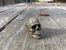 Load image into Gallery viewer, Bronze Tied Wind Skull Ring