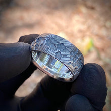 Cargar imagen en el visor de la galería, Anillo de flor de cerezo en plata de ley